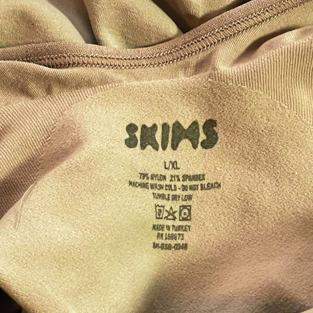 Skims Sculpting Snaps Bodysuit Adjustable straps Tan Women's Size L/XL NWOT - Picture 10 of 10
